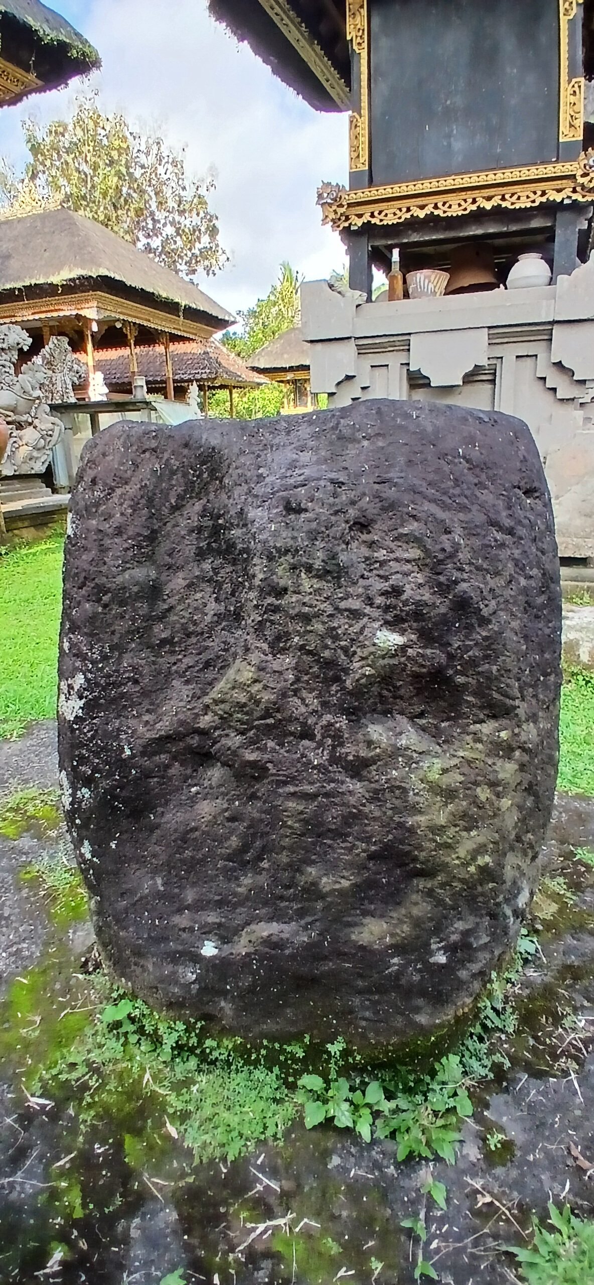 Menhir (83) 20251013 160033 (1)